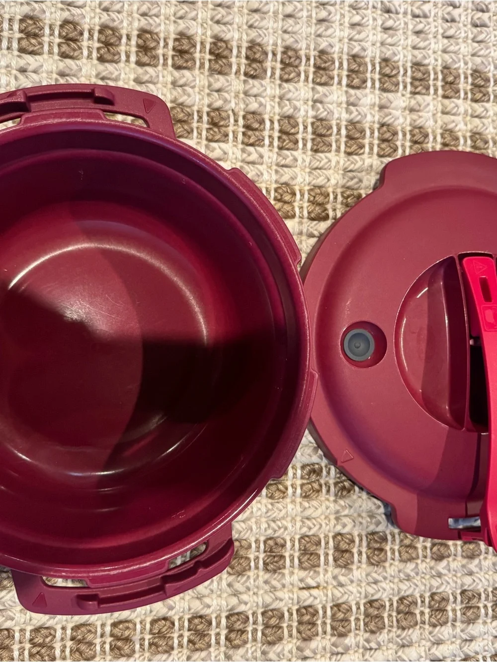 Tupperware microwave safe